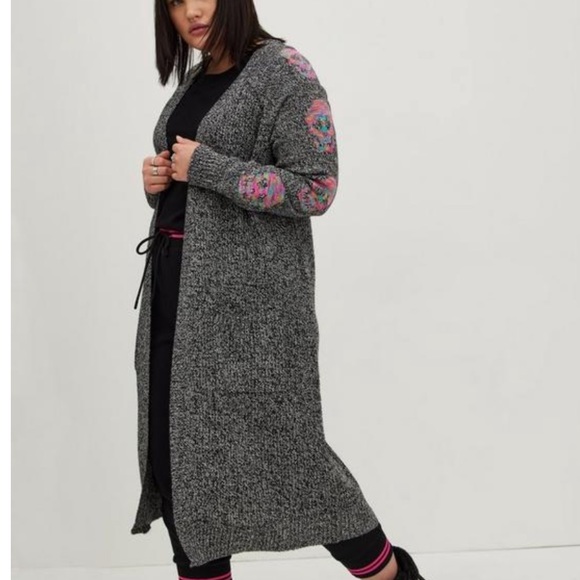 Torrid Lovesick Colorful Skull Print Raglan Duster Sweater - Picture 3 of 9